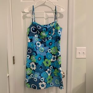 Reversible two-patterned dress